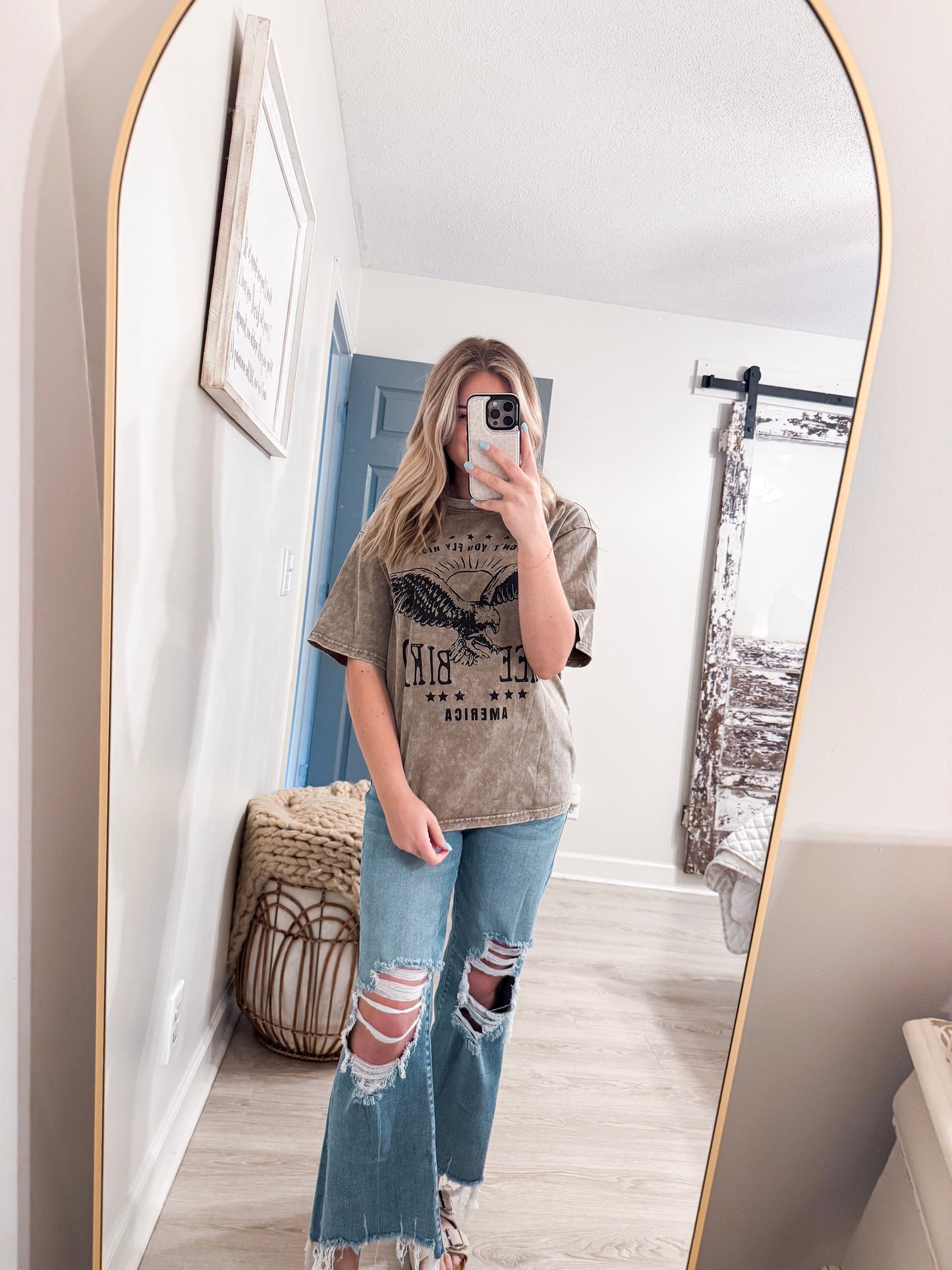 Denim Frayed Jeans - Wide Leg