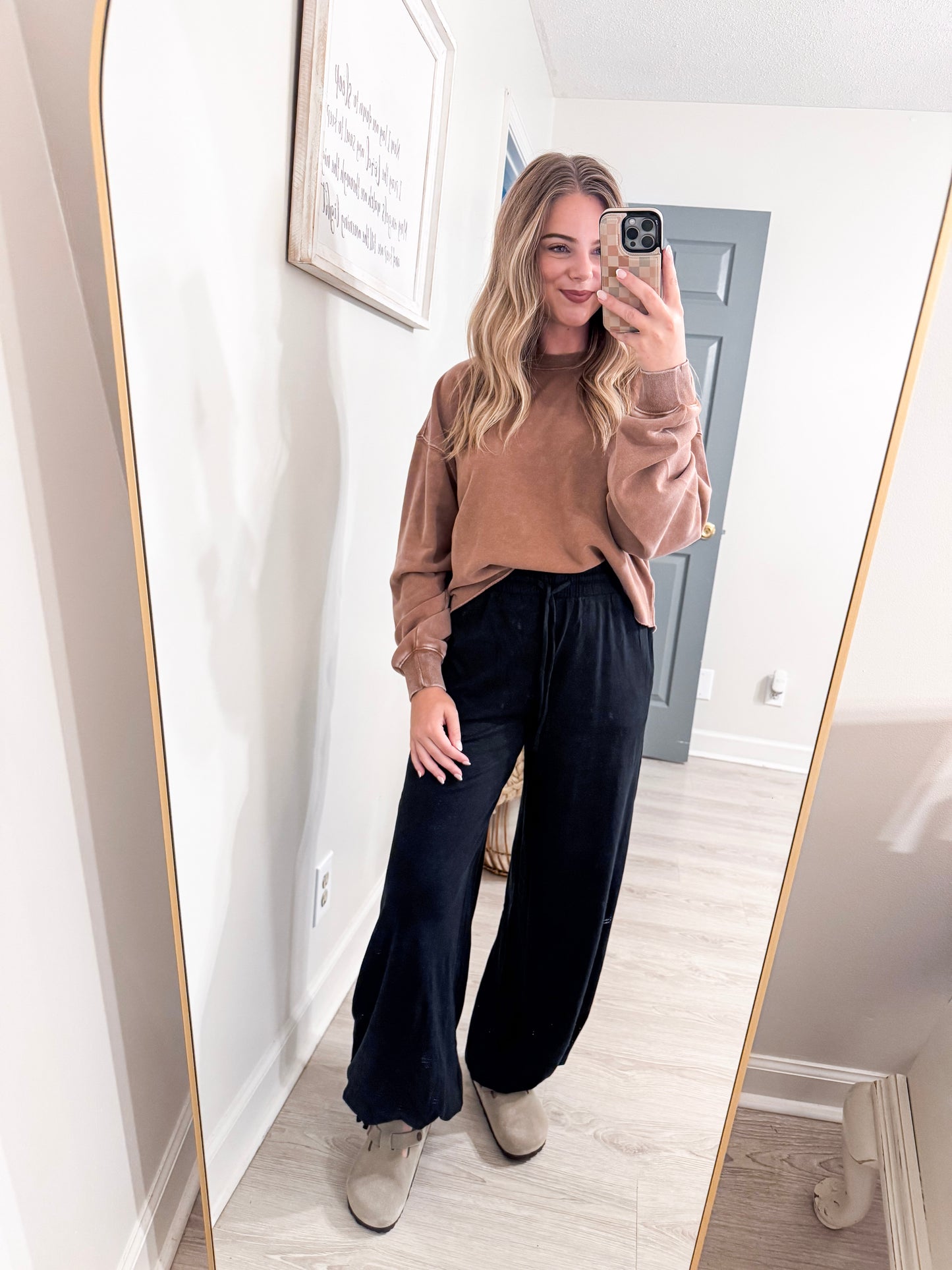 Cropped Crewneck Sweatshirt With Oversized Sleeves