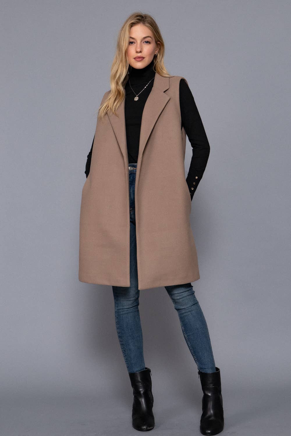 Sleeveless Notched Collar Soft Open Vest