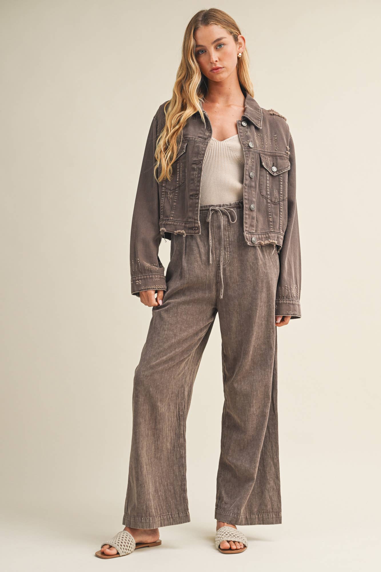 GARMENT-DYED AND WASHED PANTS WITH WAIST TIE