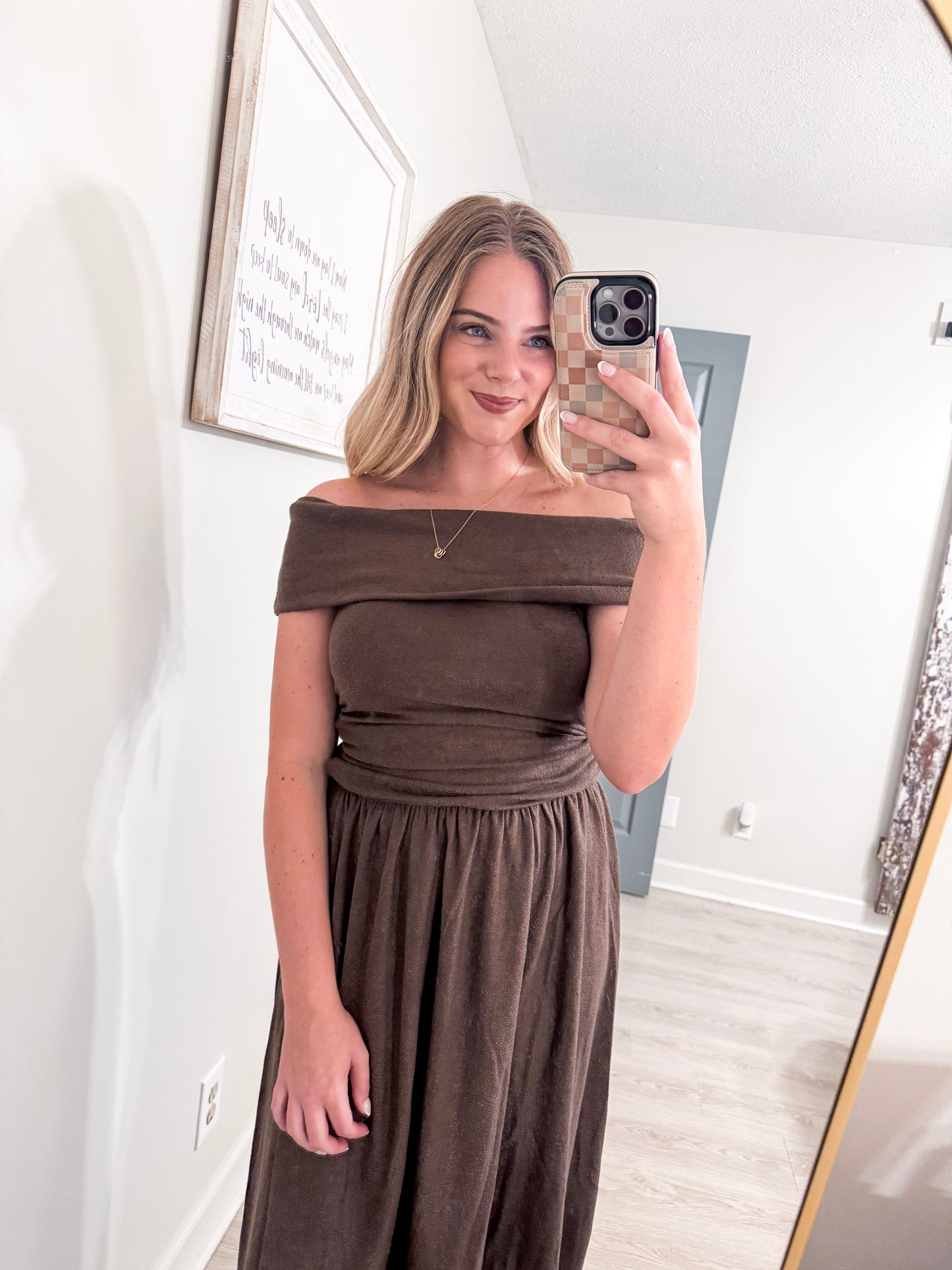 OFF SHOULDER LOW WAIST KNIT MIDI DRESS