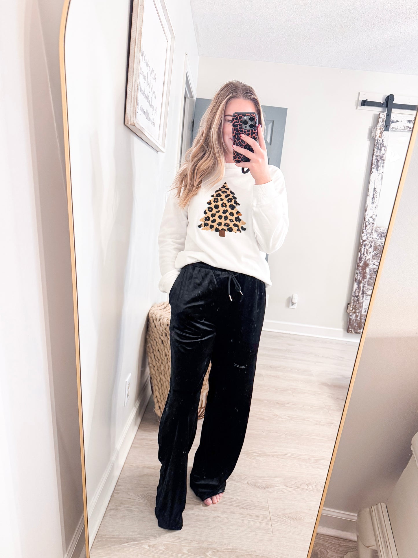 Leopard Tree Sweatshirt