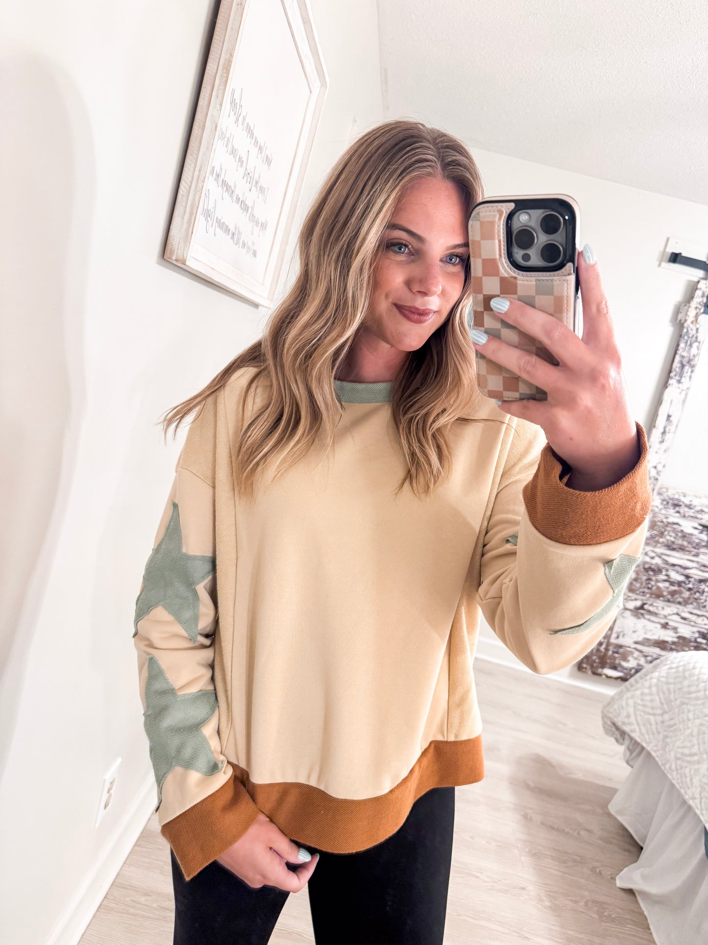 Star Exposed Sweatshirt