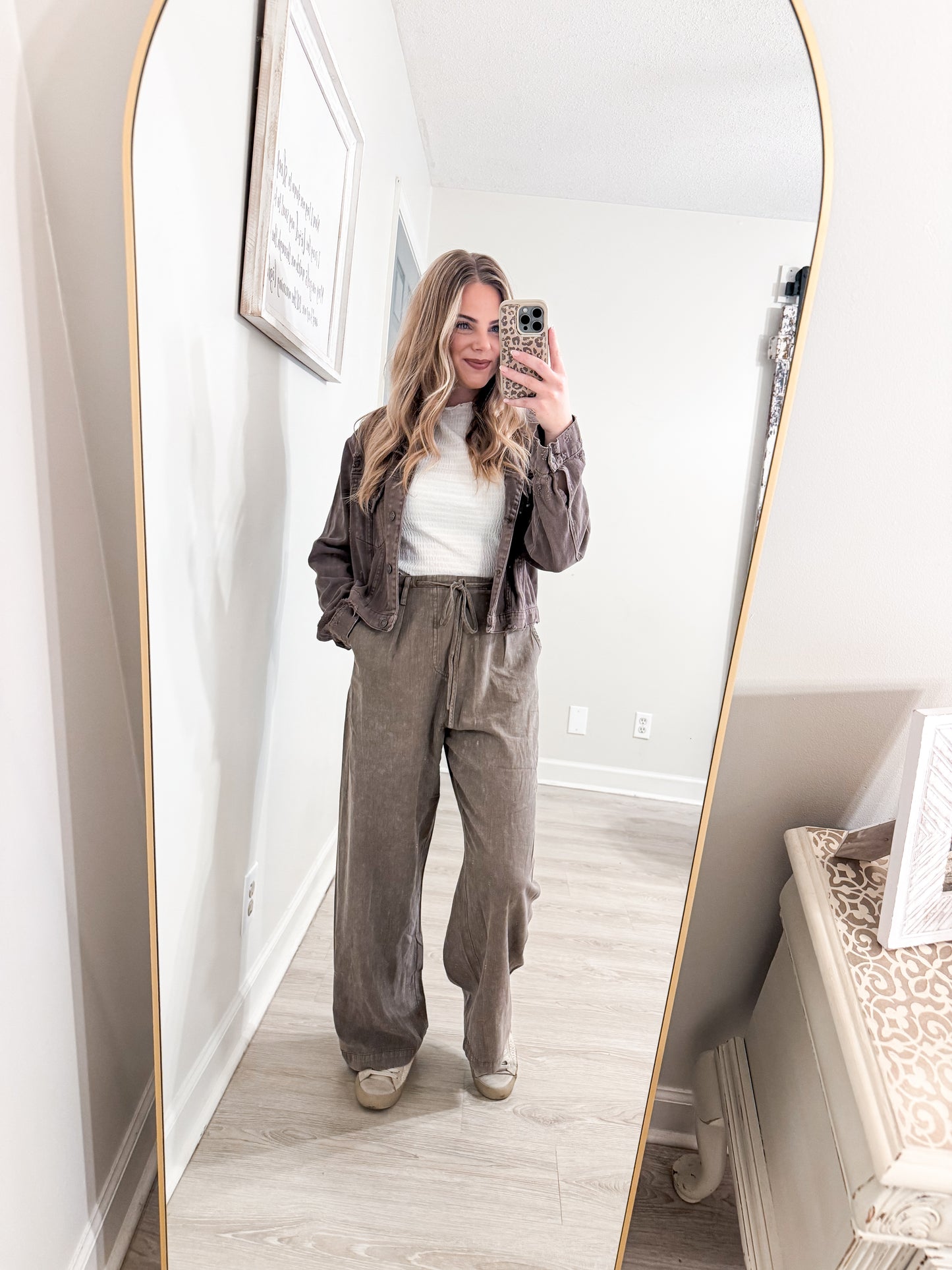 GARMENT-DYED AND WASHED PANTS WITH WAIST TIE